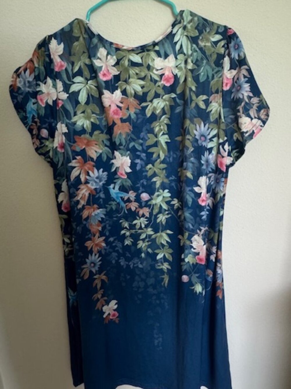 Women's casual summer dress - Picture 3 of 3